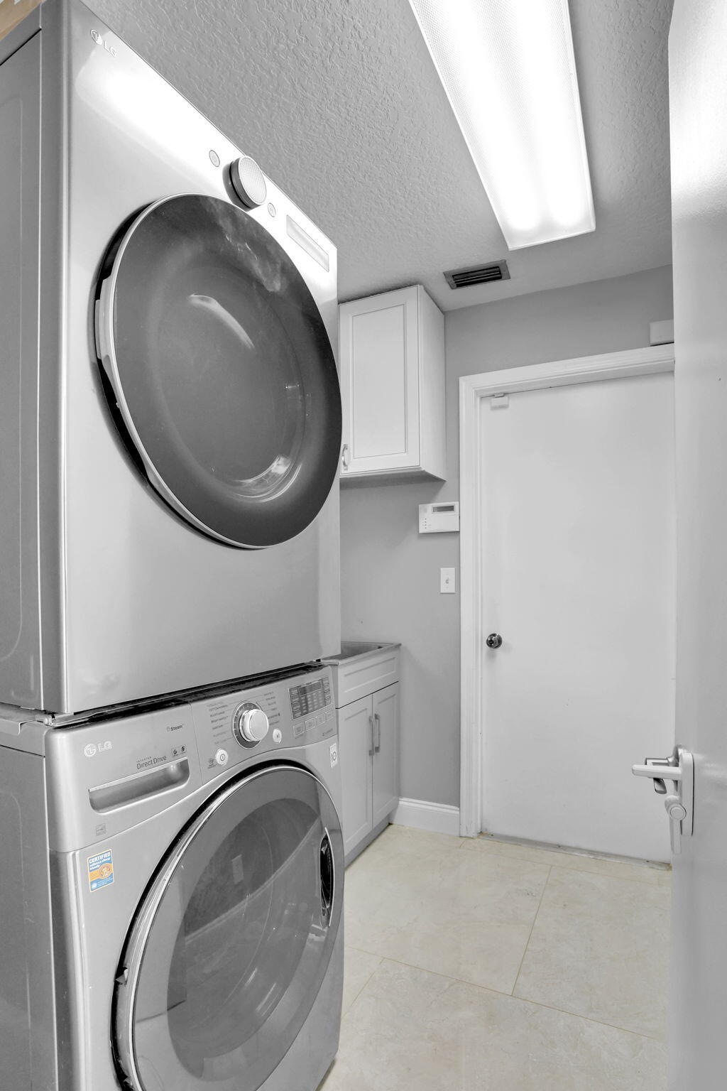 17634 Lake Park Rd. Road