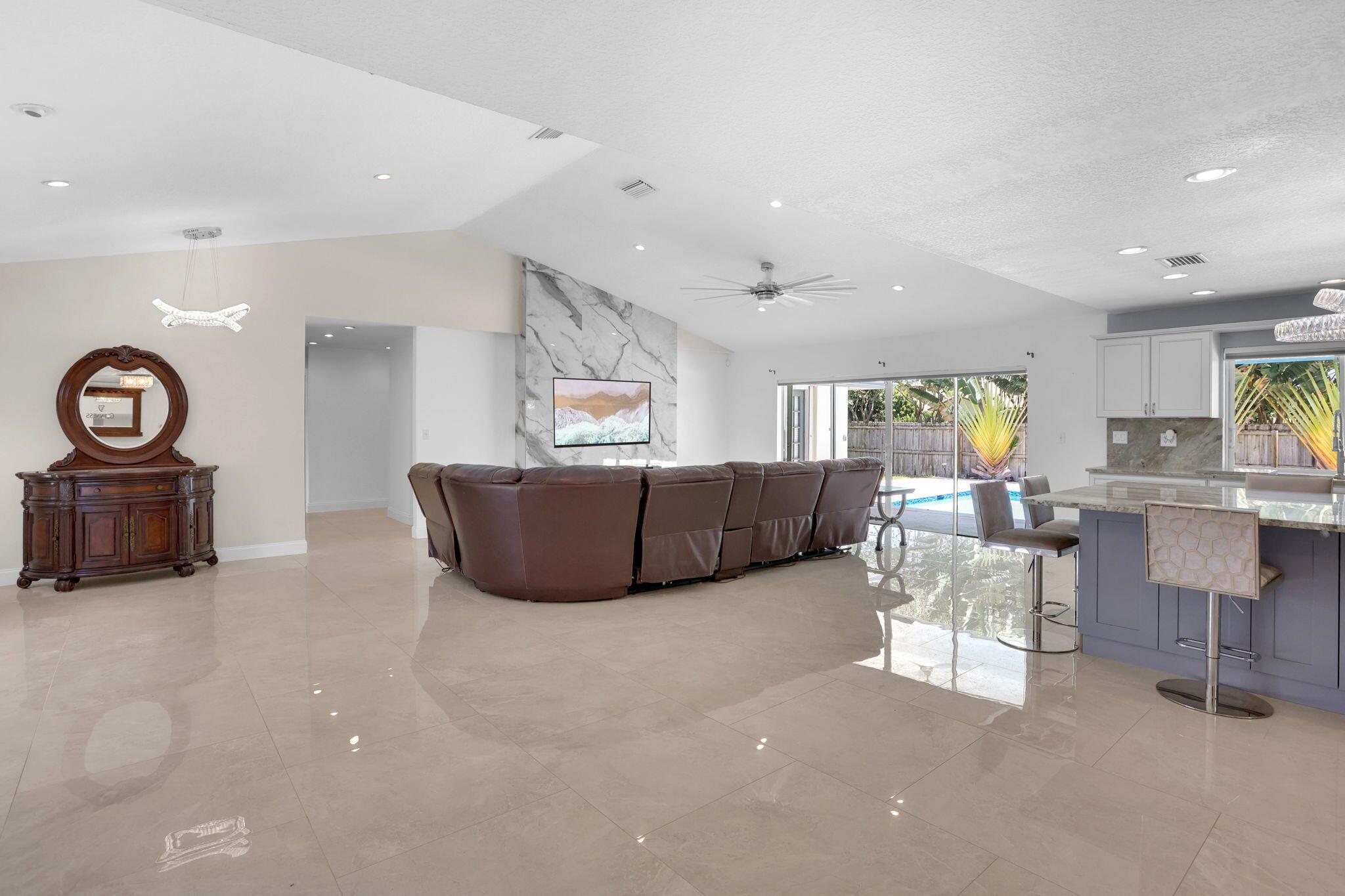 17634 Lake Park Rd. Road