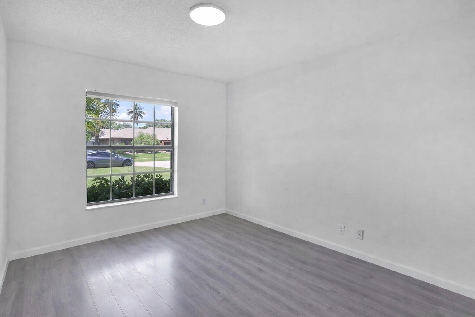 17634 Lake Park Rd. Road