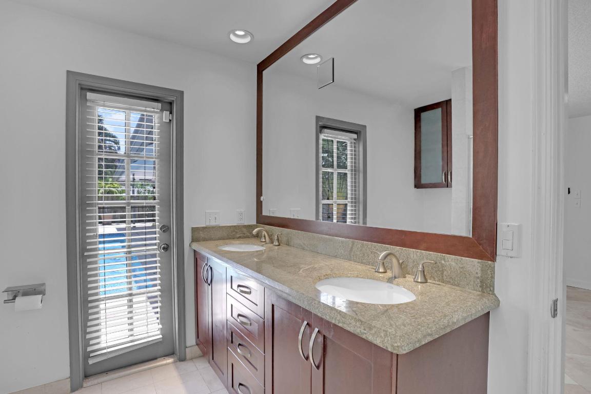 17634 Lake Park Rd. Road