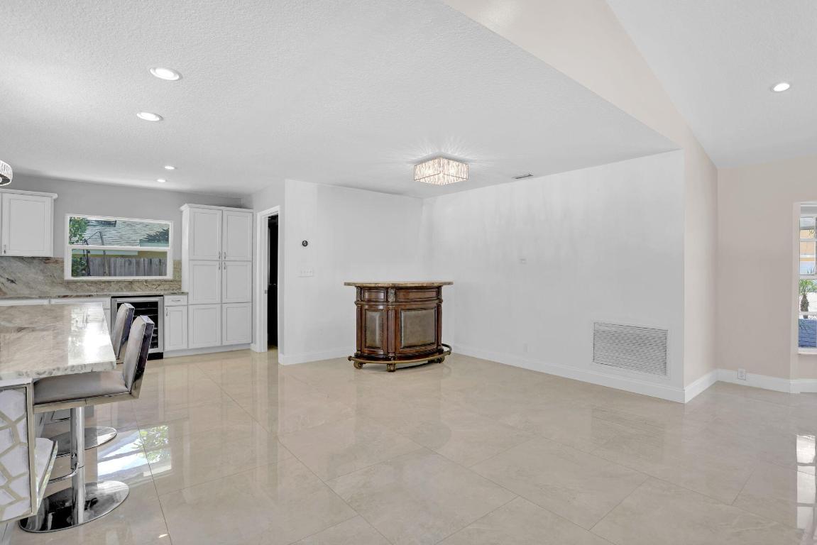 17634 Lake Park Rd. Road