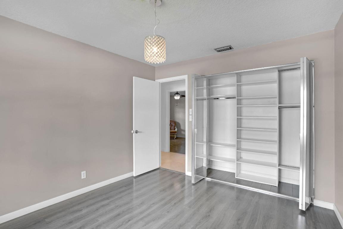 17634 Lake Park Rd. Road