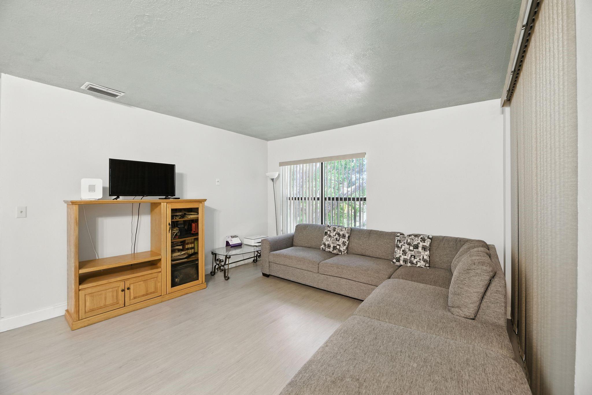 2881 Carambola Circle S 2072