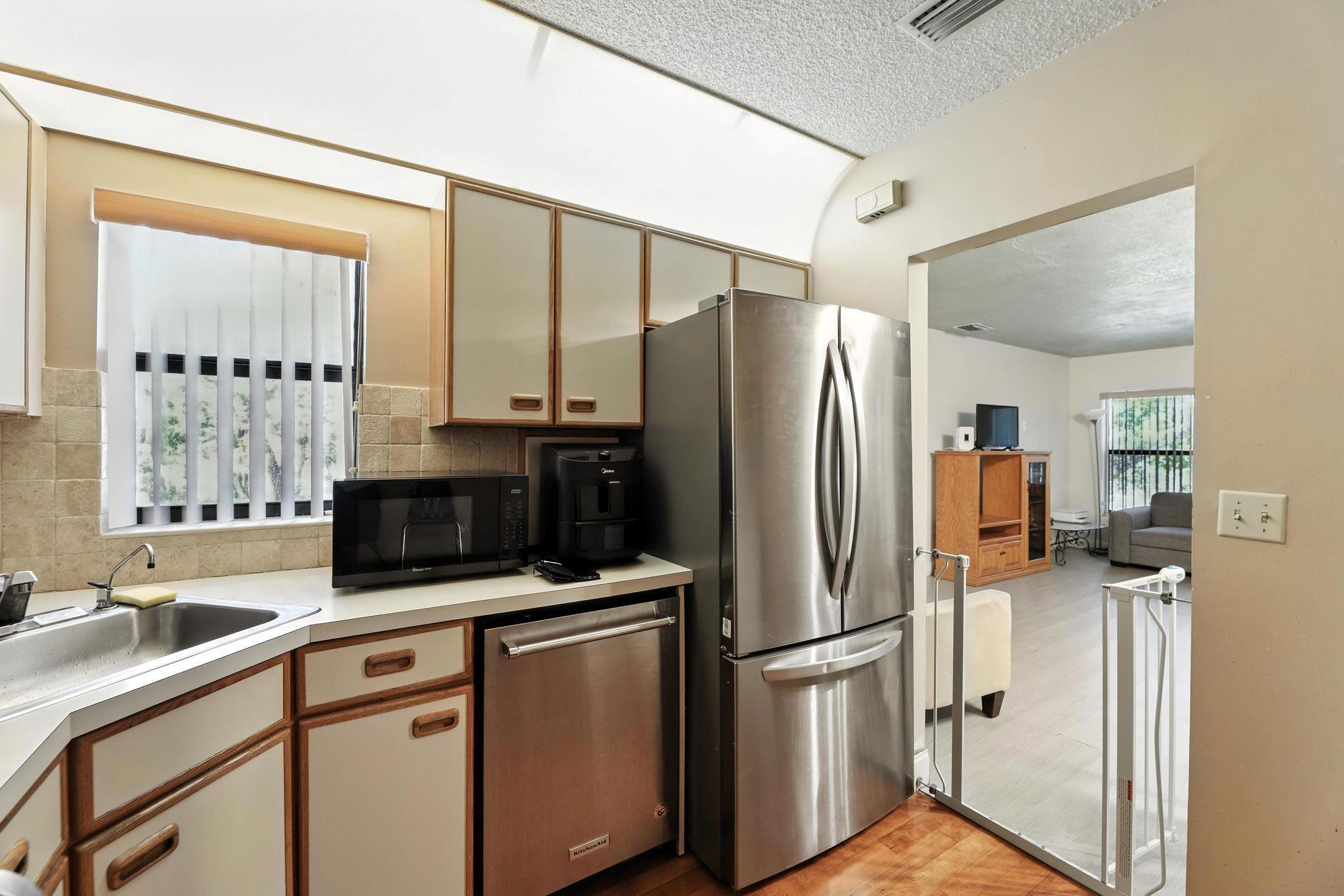 2881 Carambola Circle S 2072