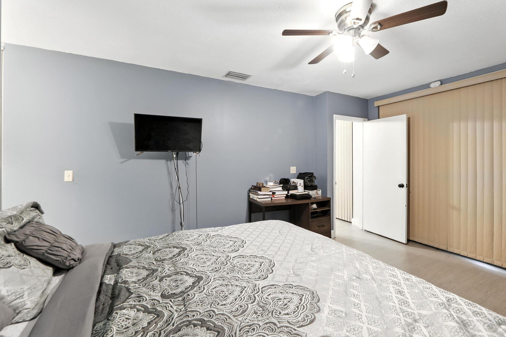 2881 Carambola Circle S 2072