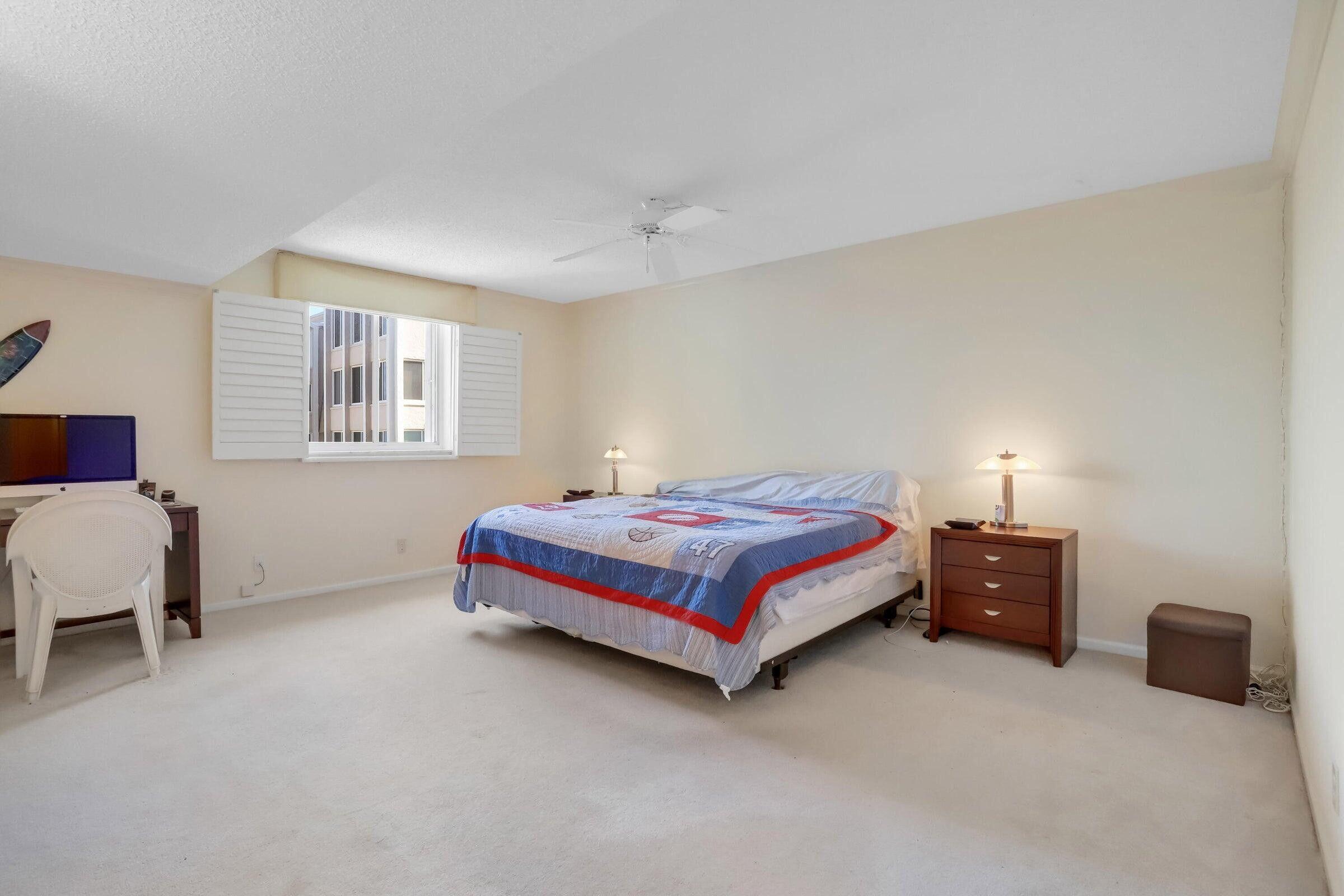 2000 S Ocean Boulevard 605