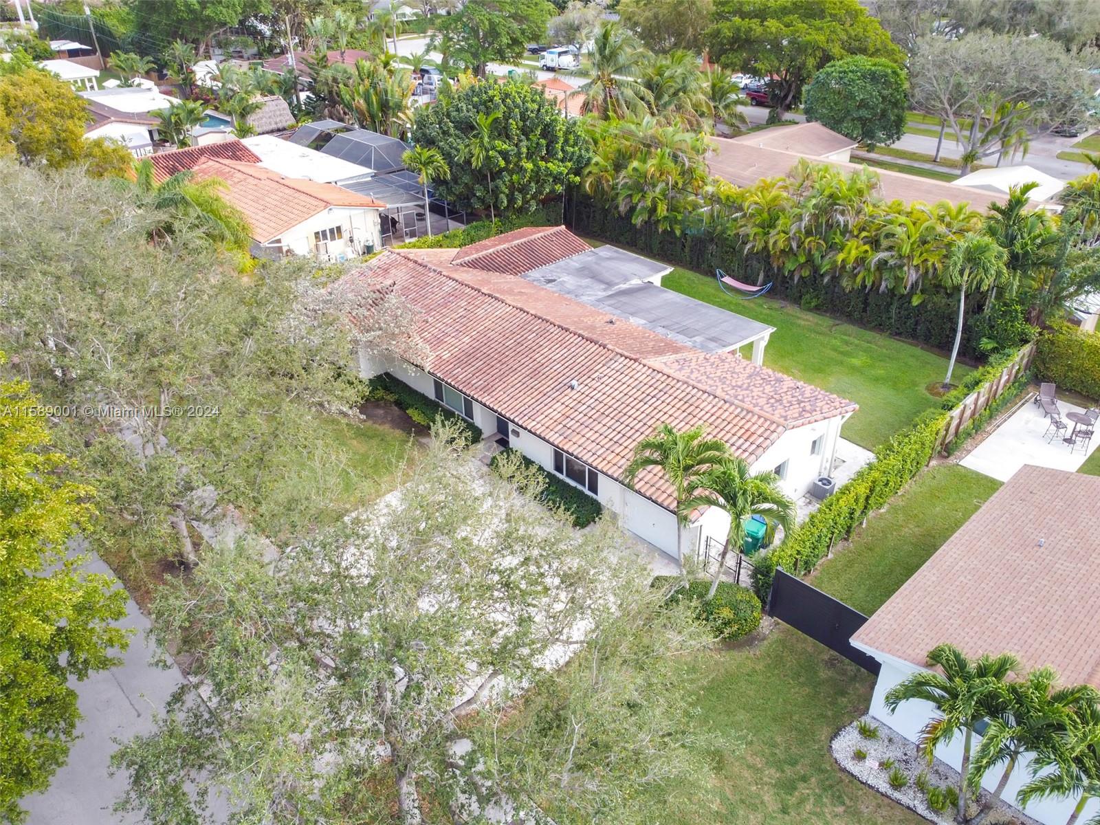 8780 SW 80th St