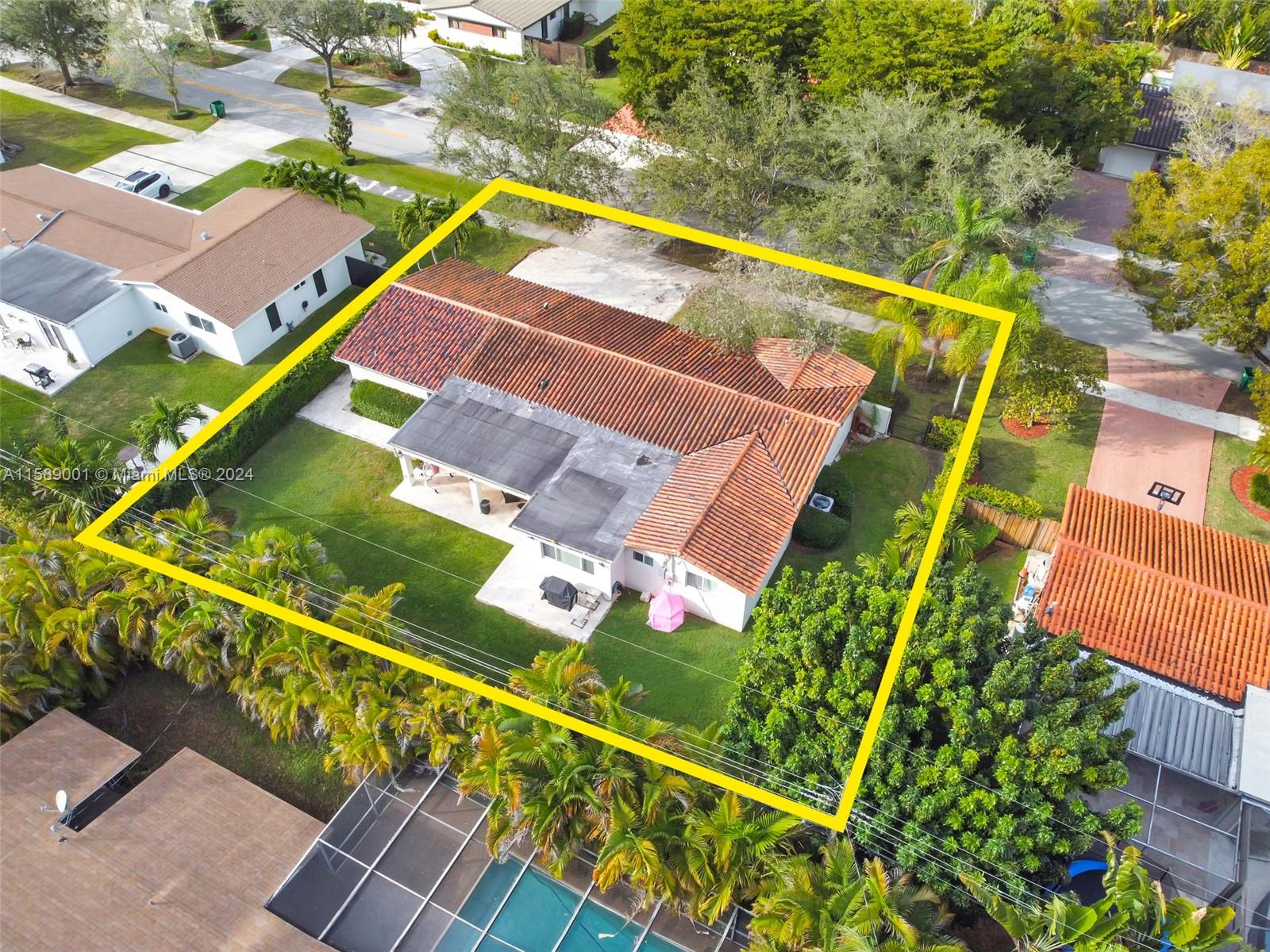 8780 SW 80th St