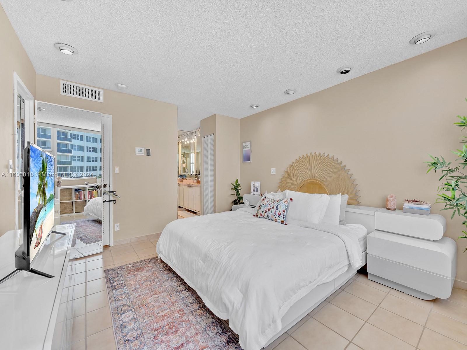 3180 S Ocean Dr # 1706