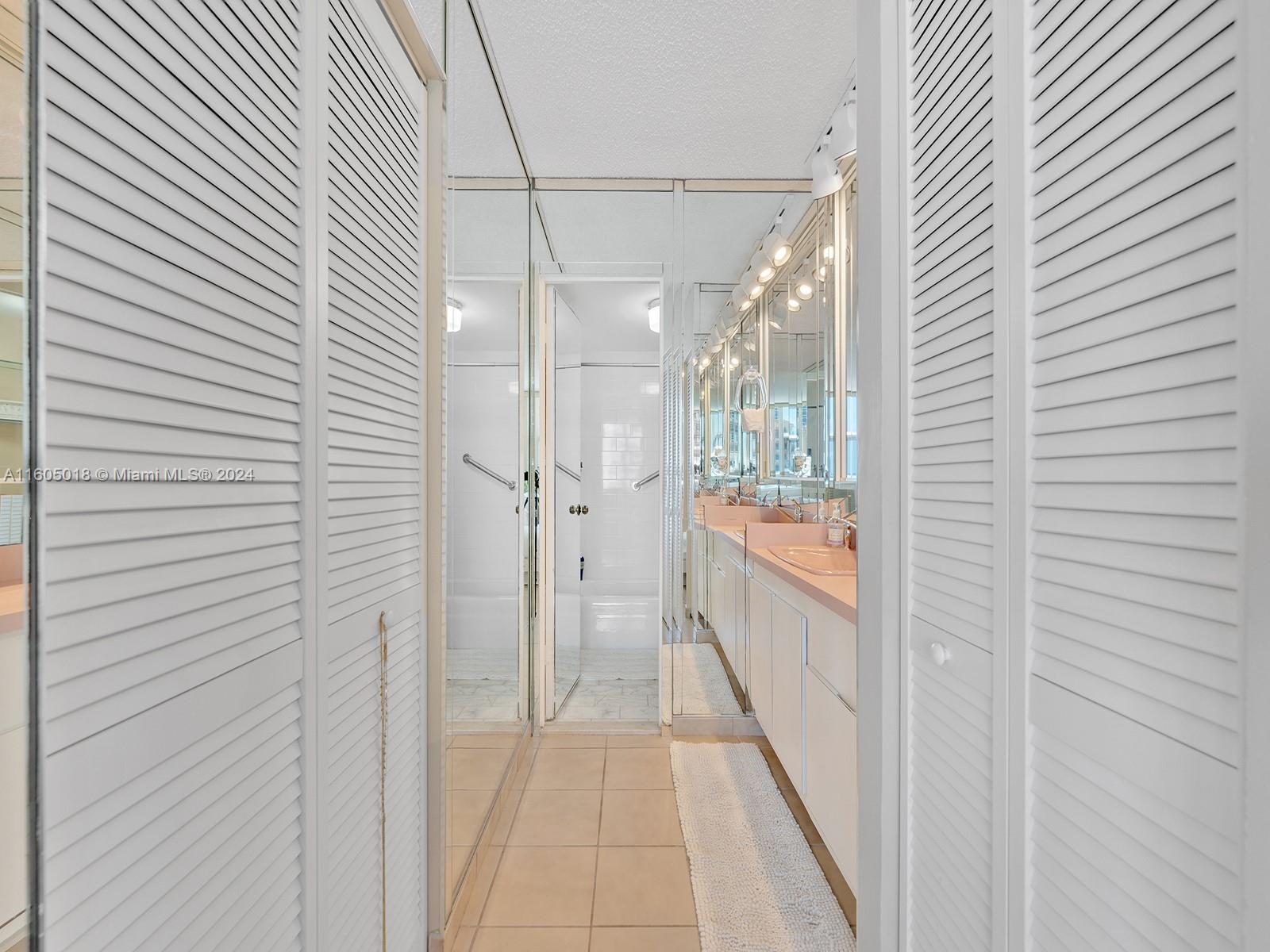 3180 S Ocean Dr # 1706