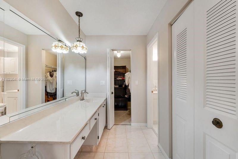 5217 Poppy Pl # 104