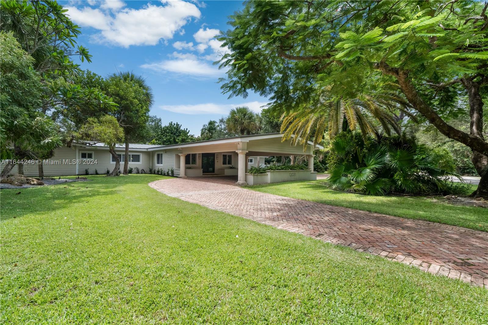 12031 SW 68th Ct