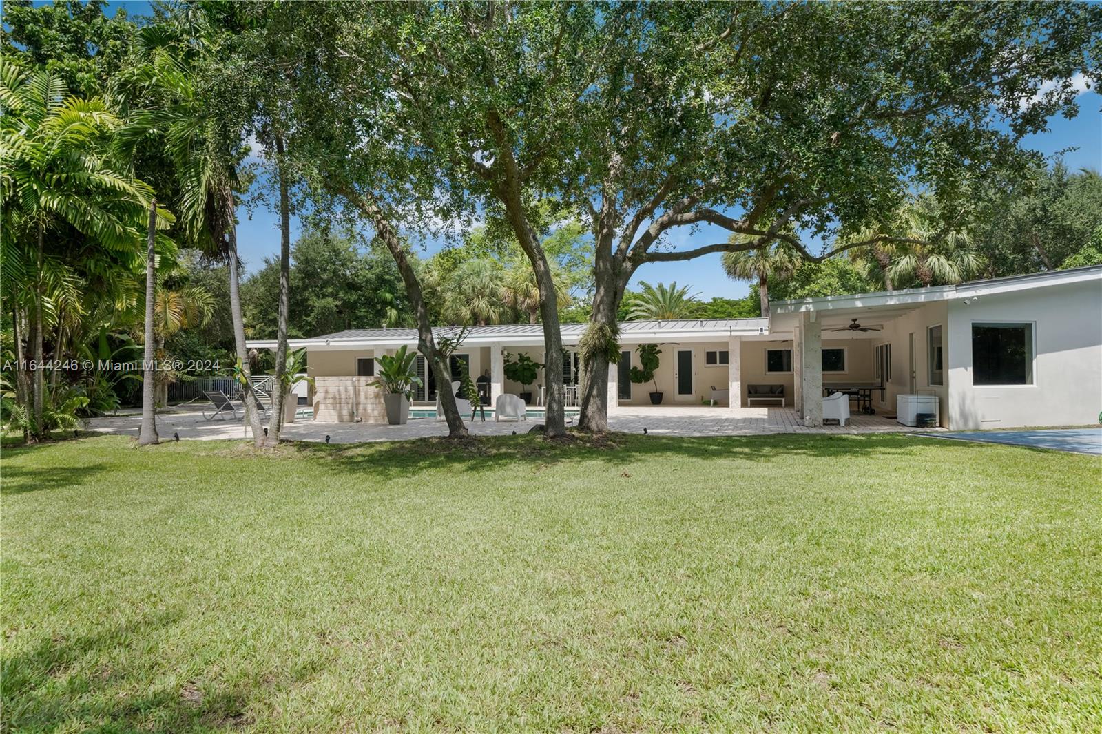12031 SW 68th Ct