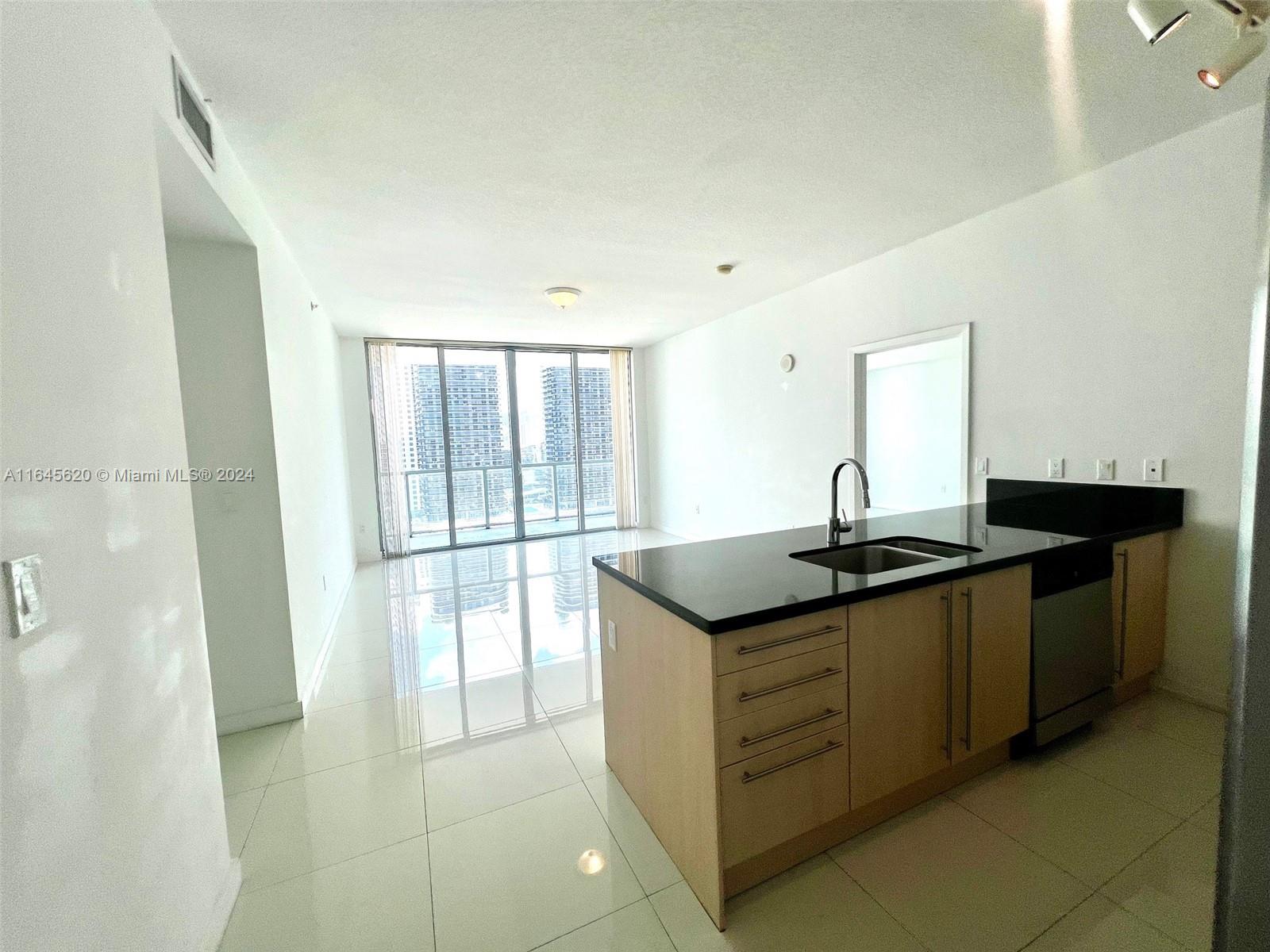 1111 SW 1st Ave # 2623