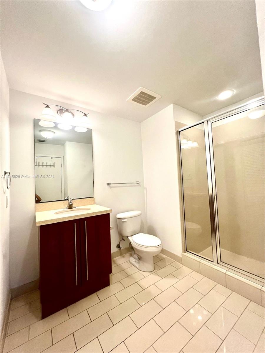 1111 SW 1st Ave # 2623