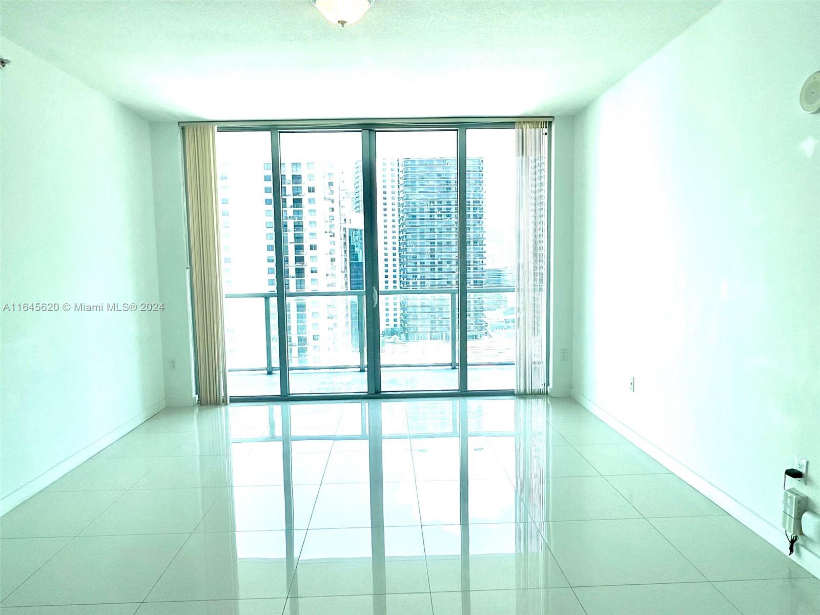 1111 SW 1st Ave # 2623