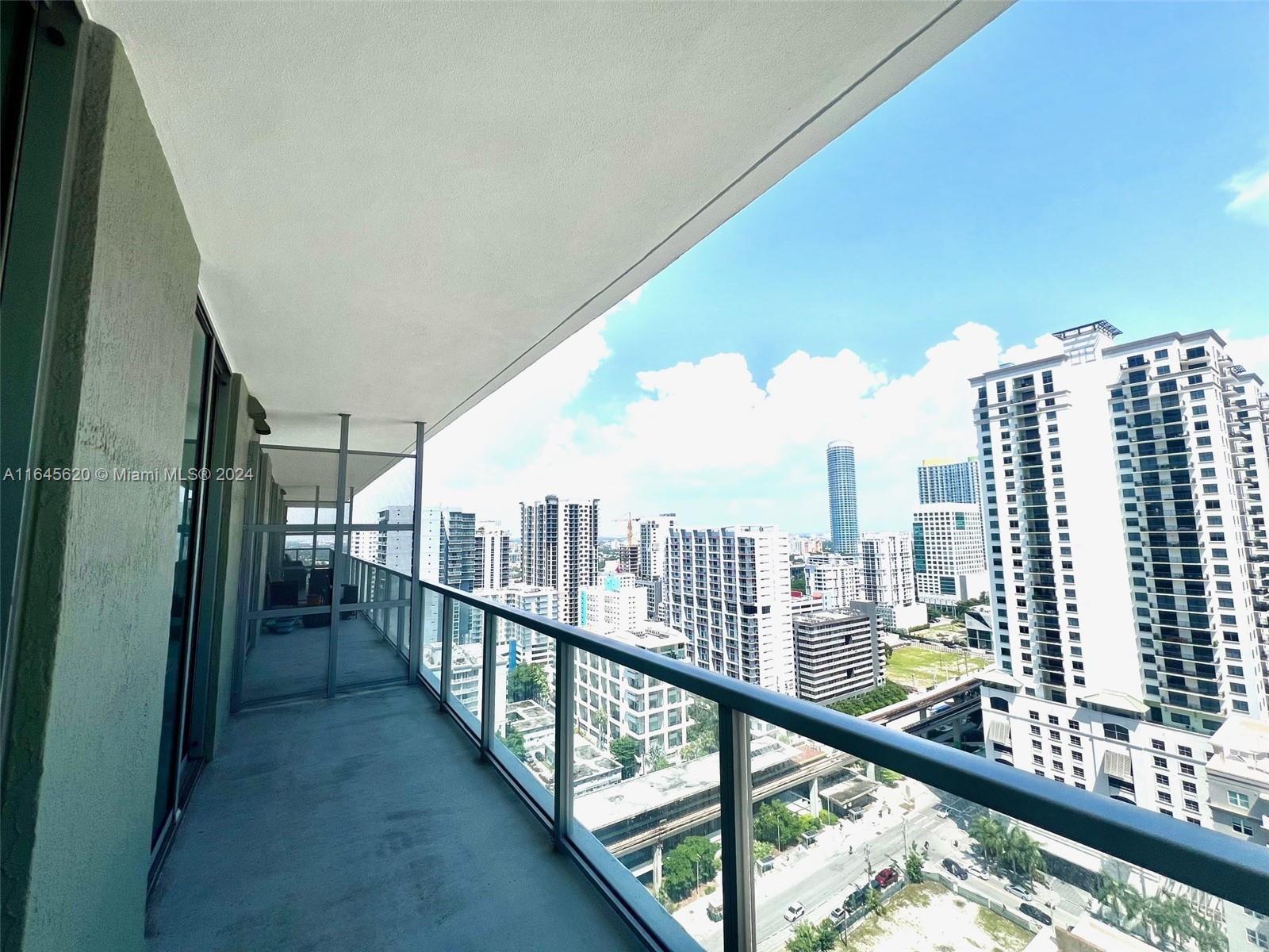 1111 SW 1st Ave # 2623