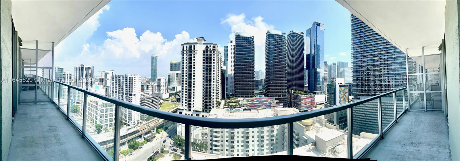 1111 SW 1st Ave # 2623
