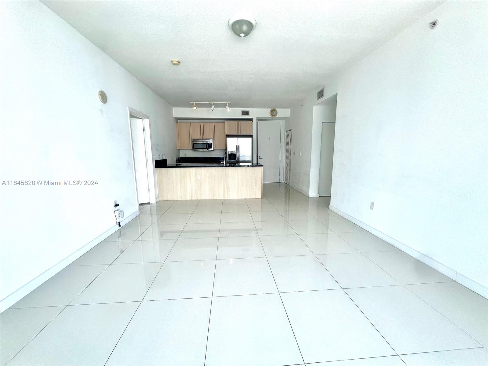 1111 SW 1st Ave # 2623