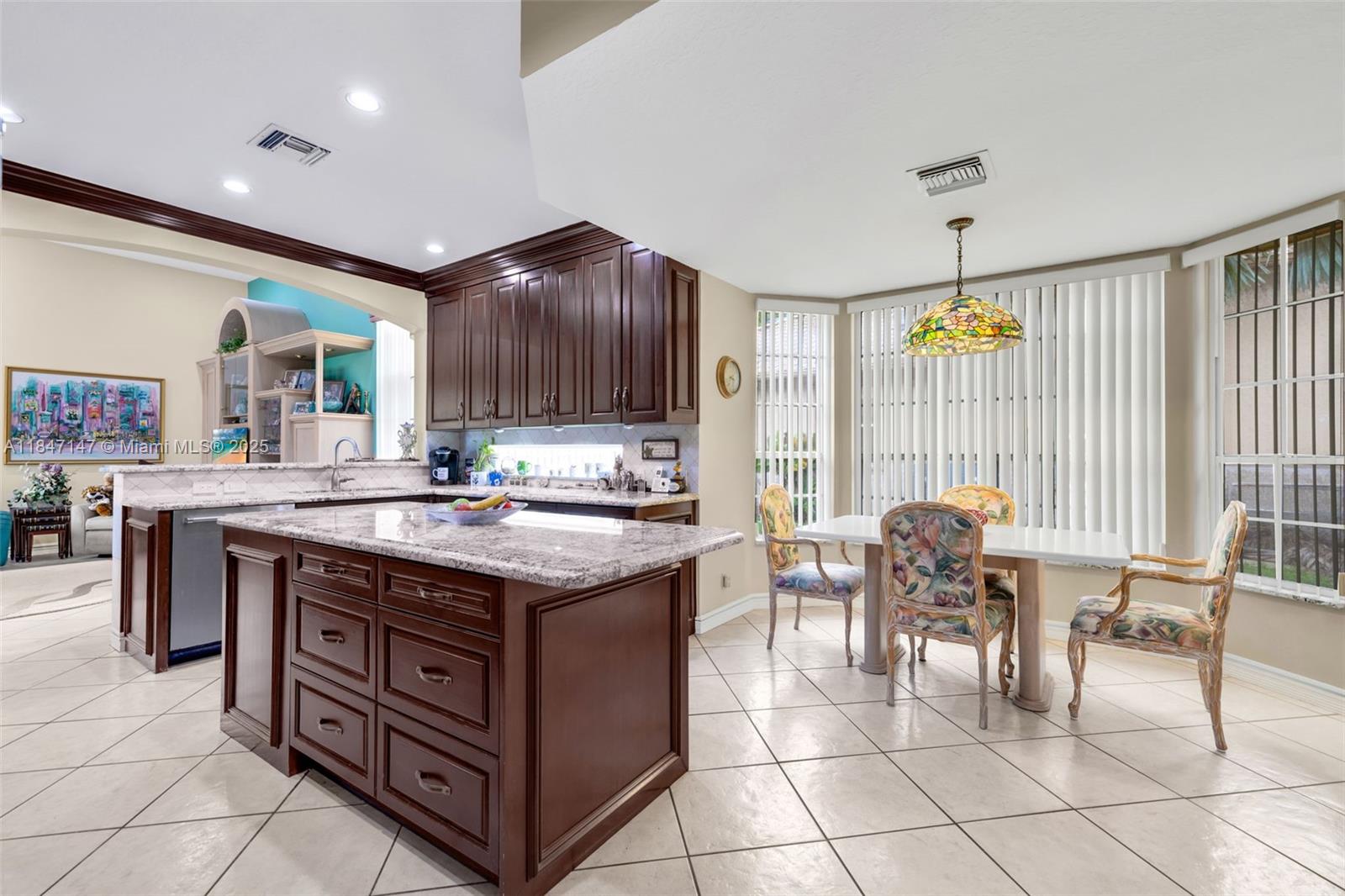 10781 Santa Fe Dr