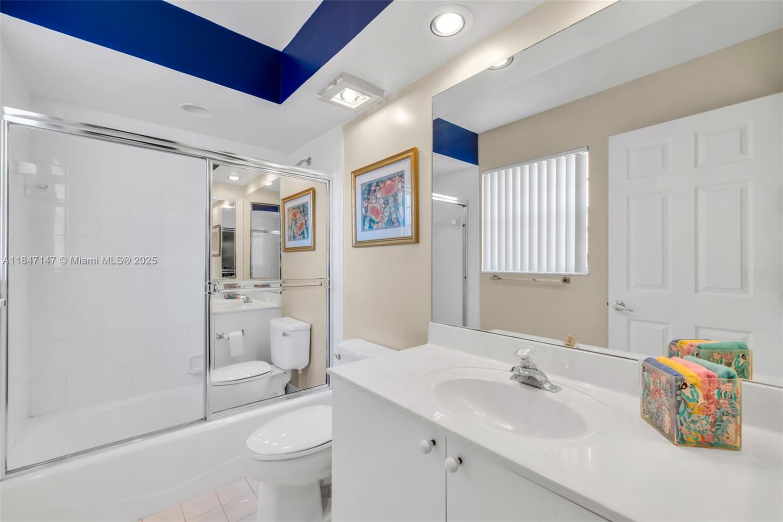 10781 Santa Fe Dr