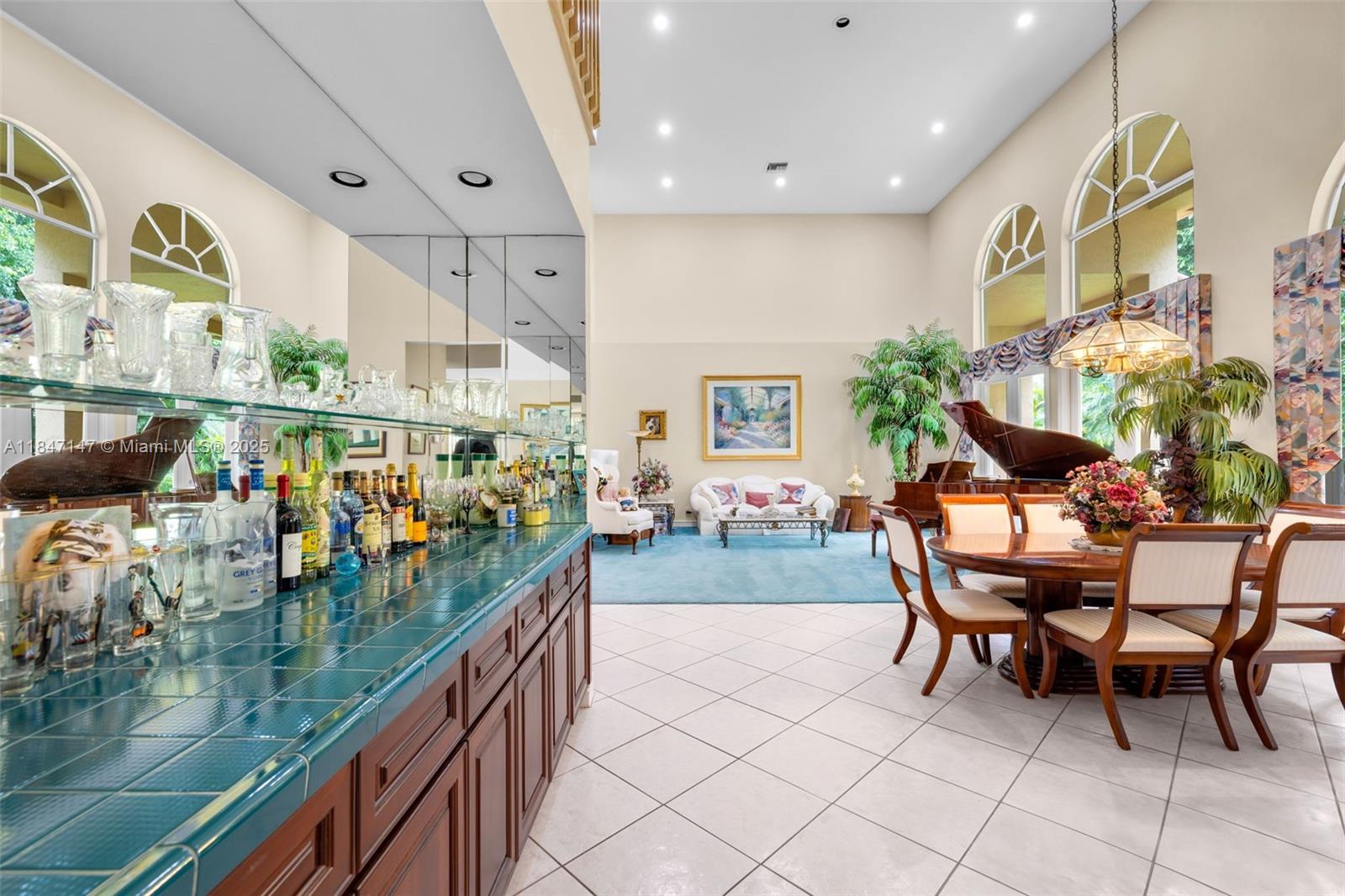10781 Santa Fe Dr