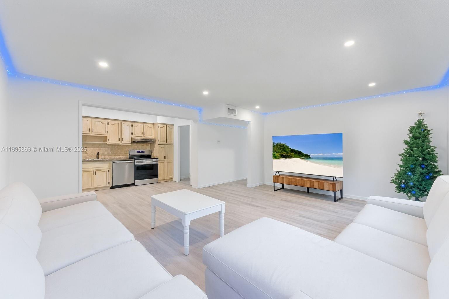 4801 University Dr, Coral Gables