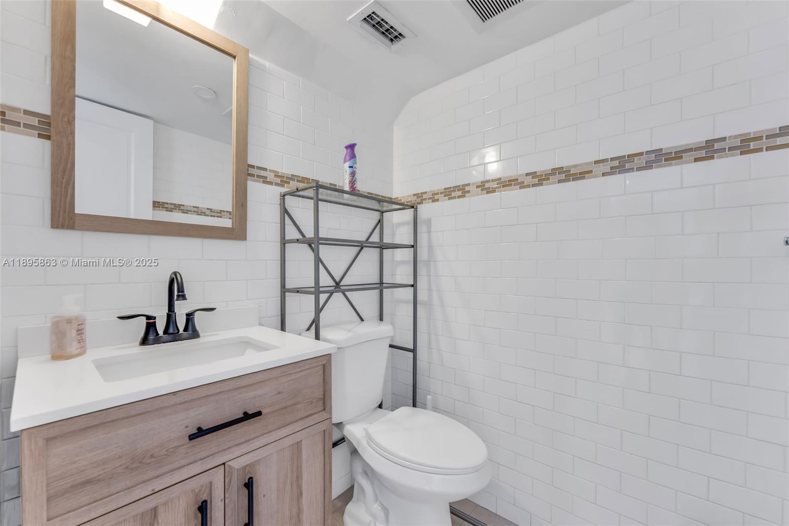 4801 University Dr, Coral Gables