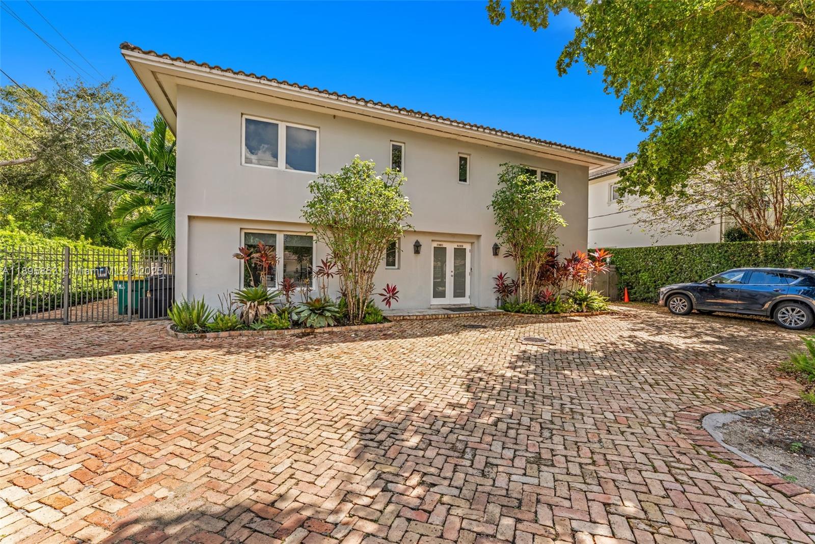 4801 University Dr, Coral Gables