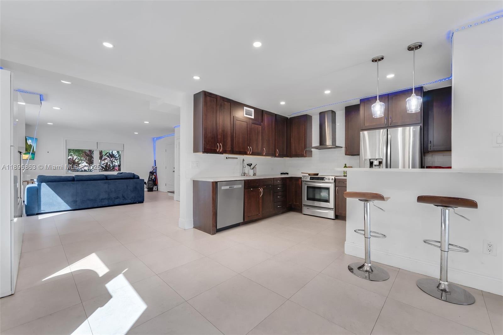 4801 University Dr, Coral Gables