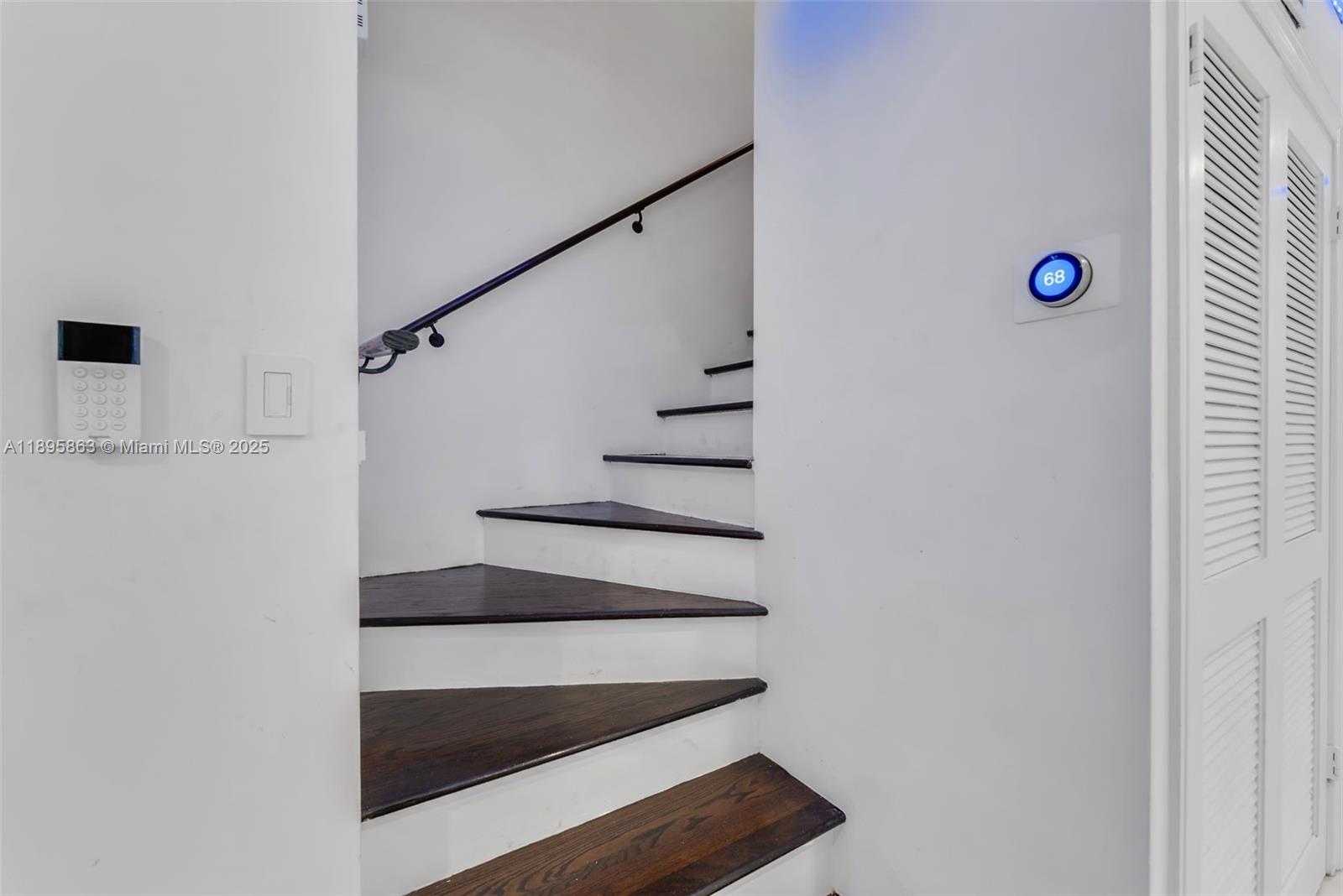 4801 University Dr, Coral Gables