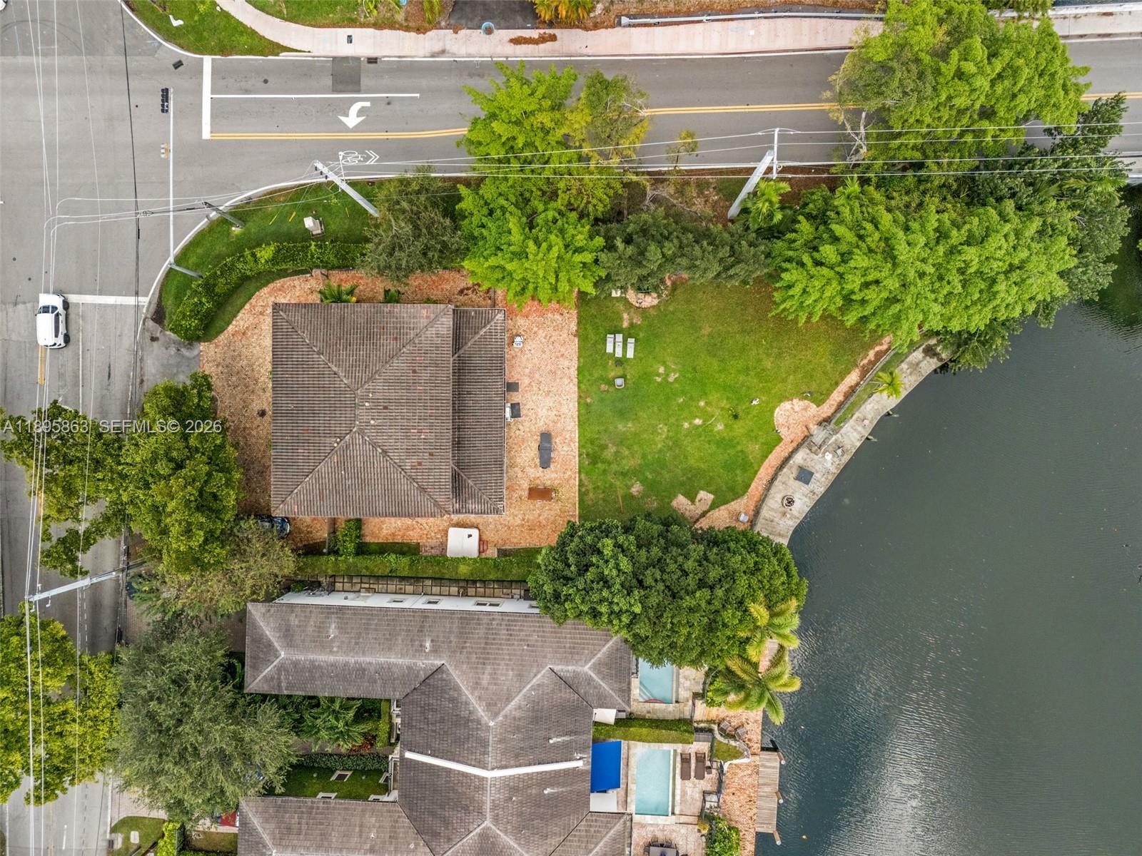 4801 University Dr, Coral Gables