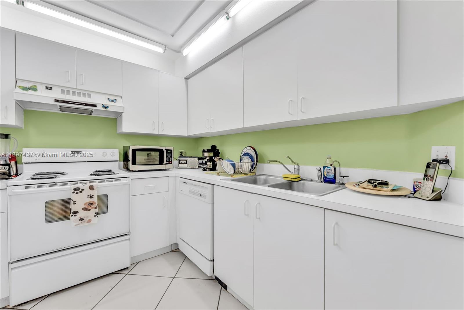 10382 NW 24th Pl # 104