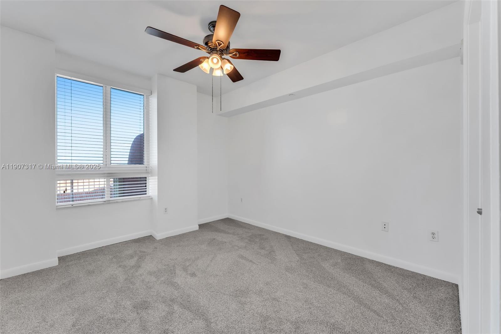 7350 SW 89th St # 1005S