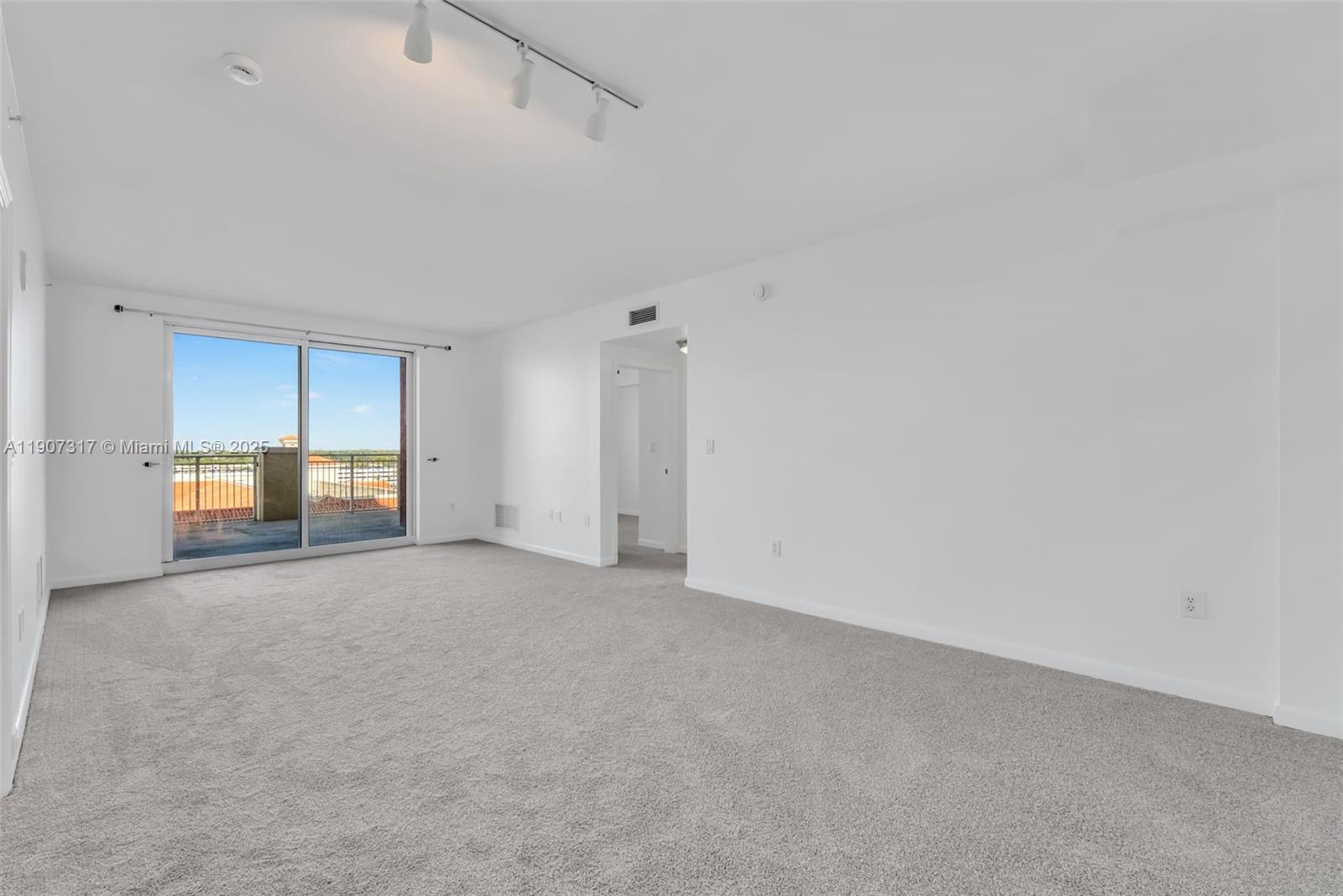 7350 SW 89th St # 1005S