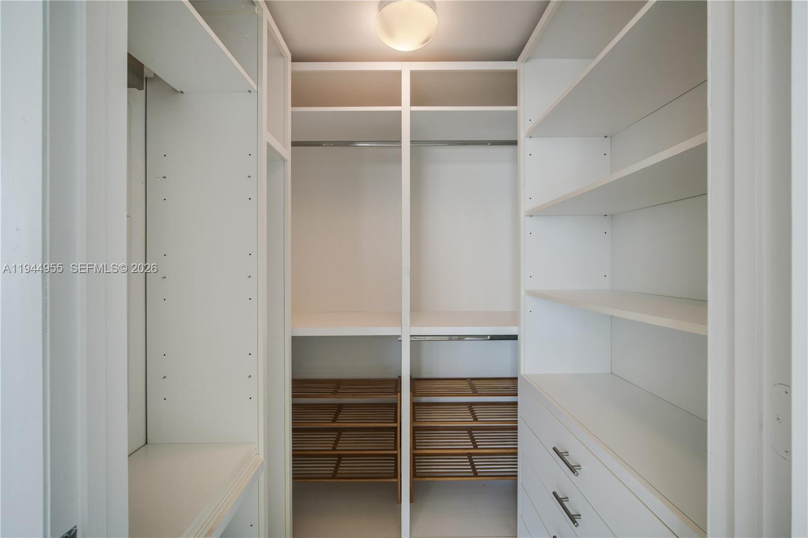 495 Brickell Ave # 1804