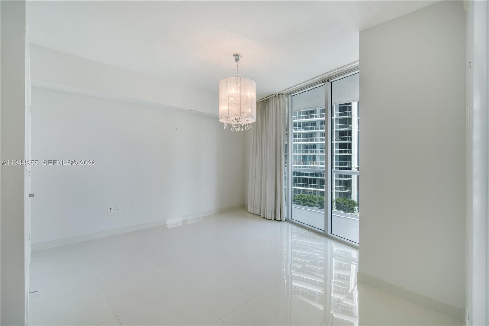 495 Brickell Ave # 1804