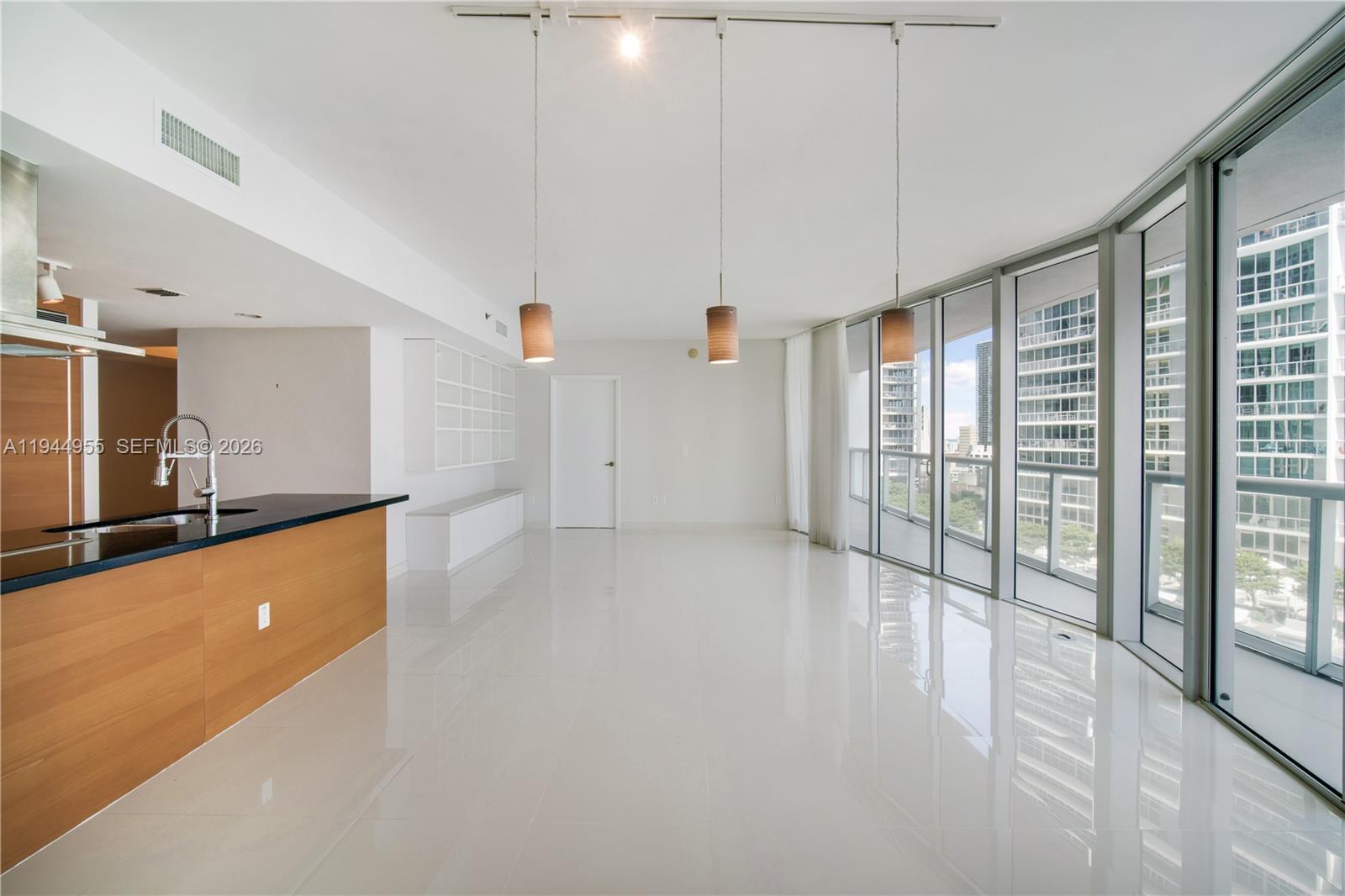 495 Brickell Ave # 1804