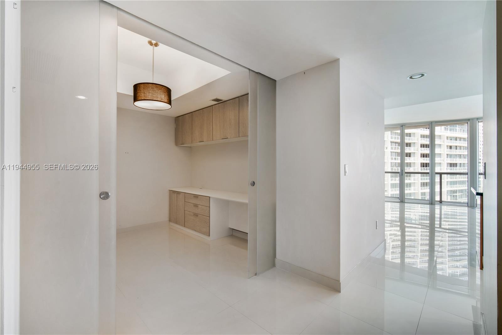 495 Brickell Ave # 1804