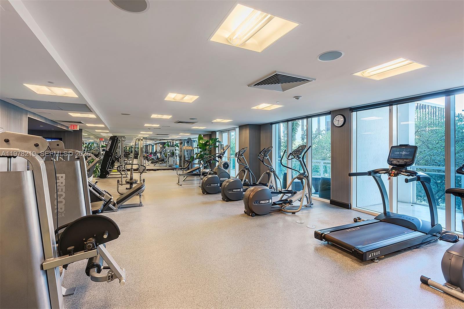 951 Brickell Ave # 1711