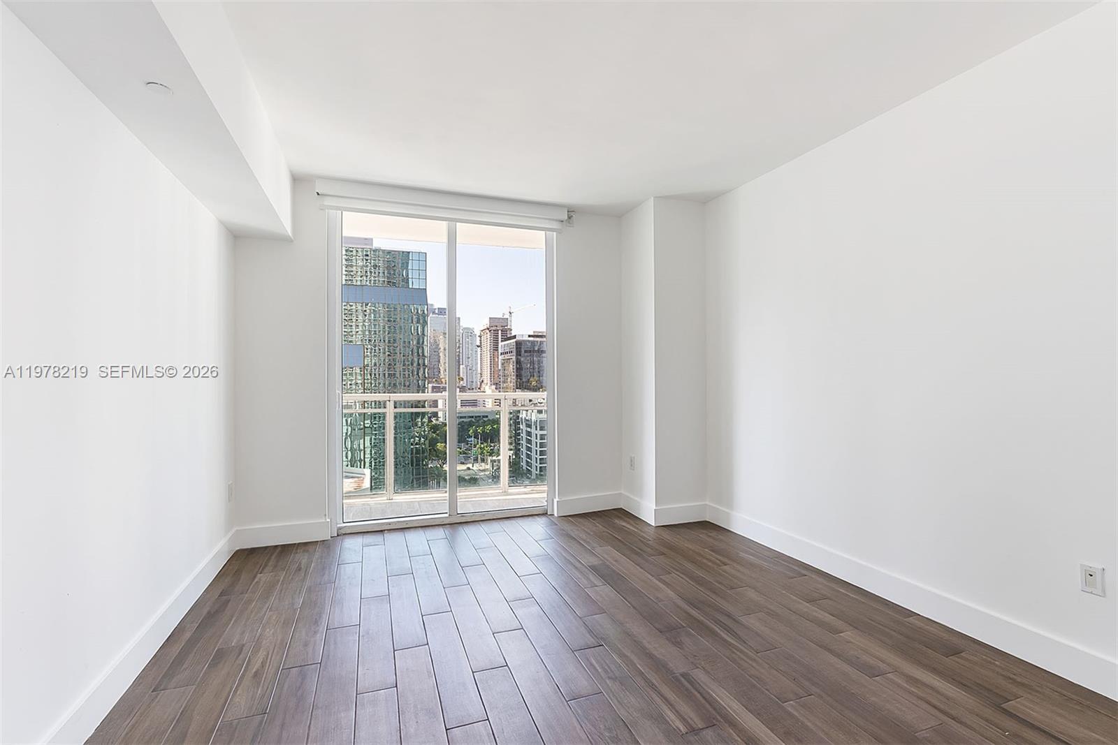 951 Brickell Ave # 1711