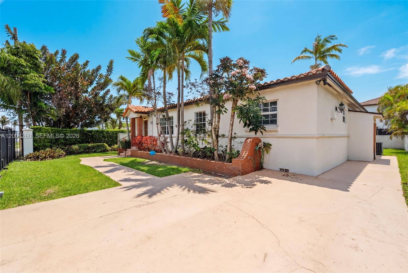 9000 SW 40th Ter