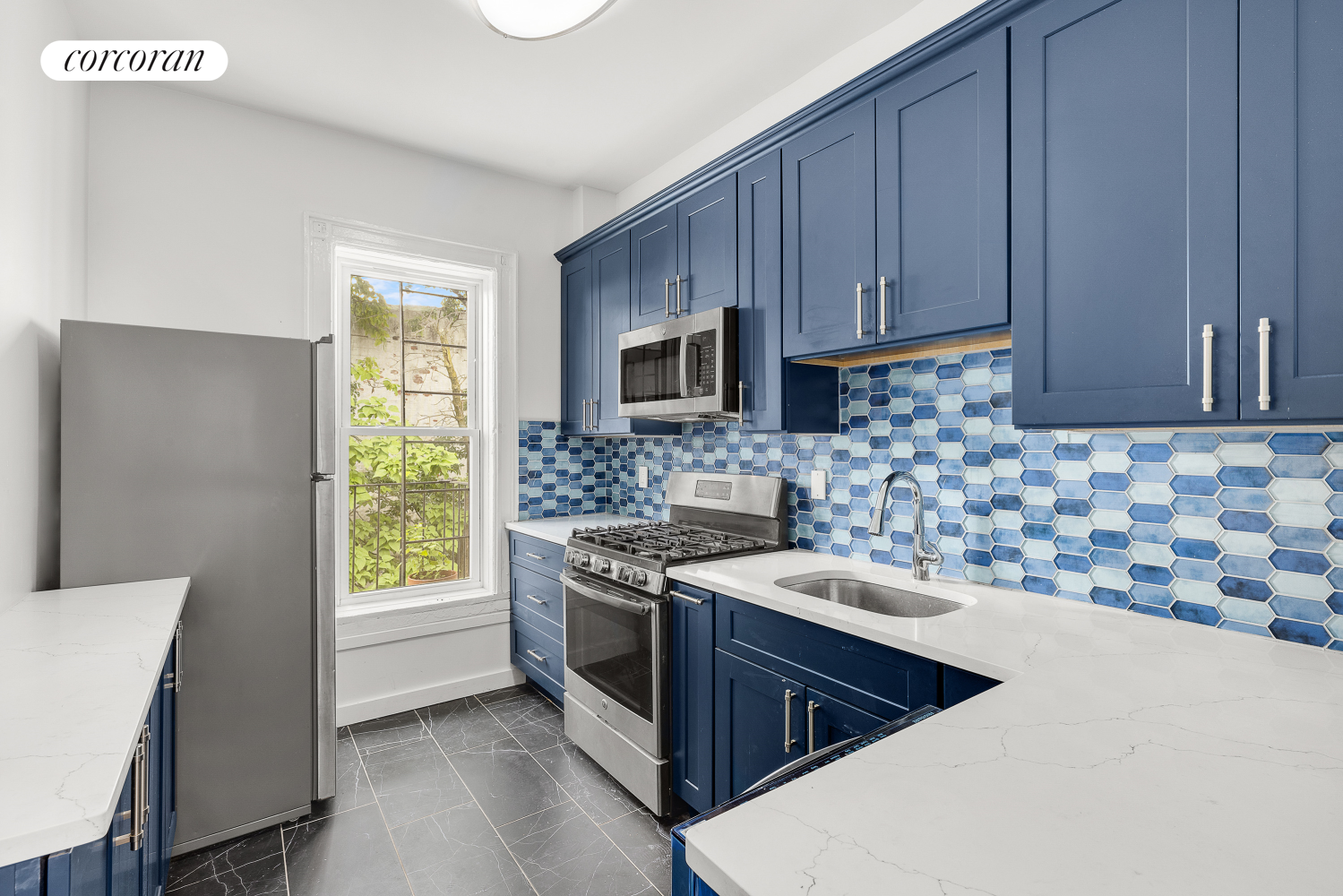 4 SHERMAN Street 3