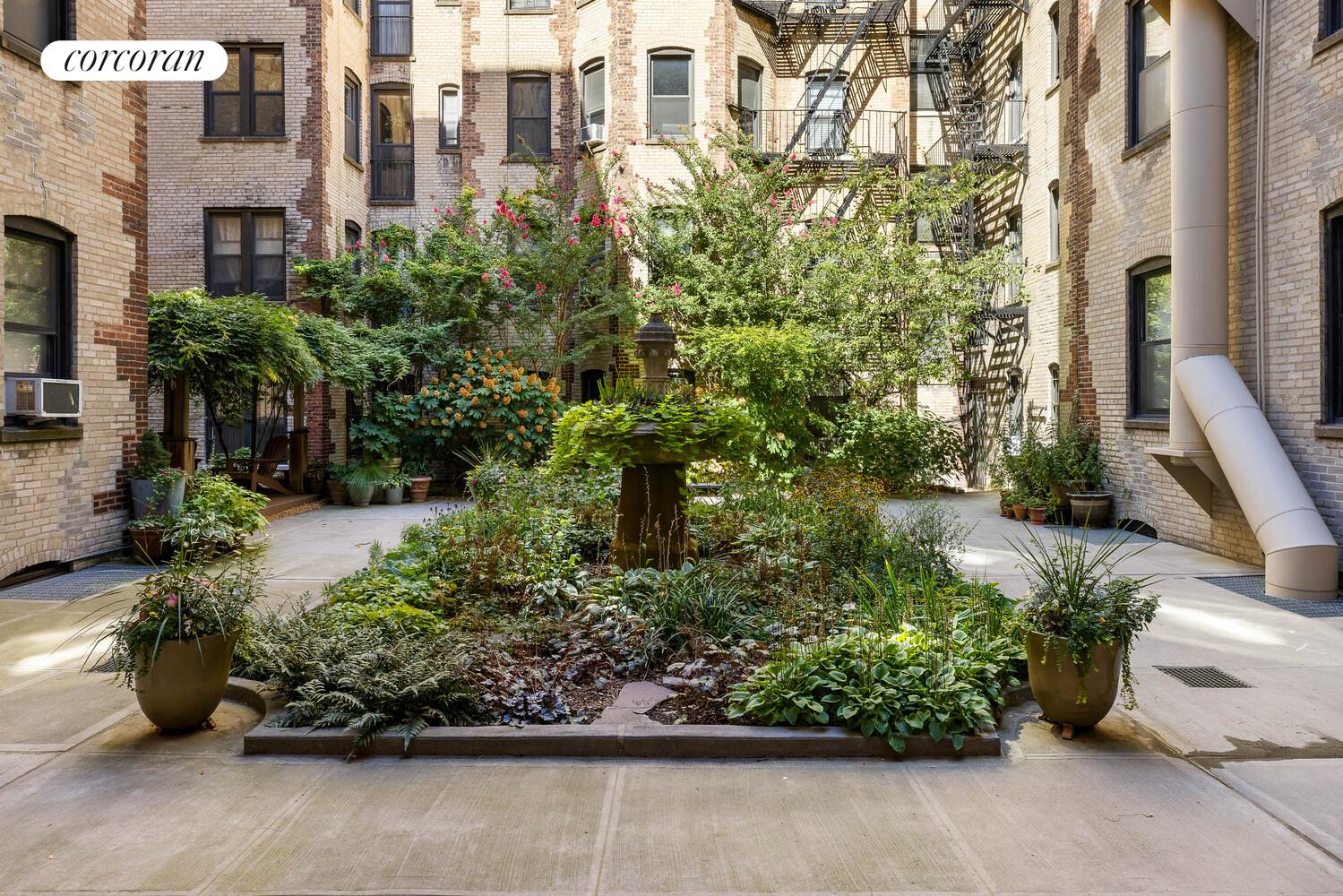 78 8TH Avenue 1E