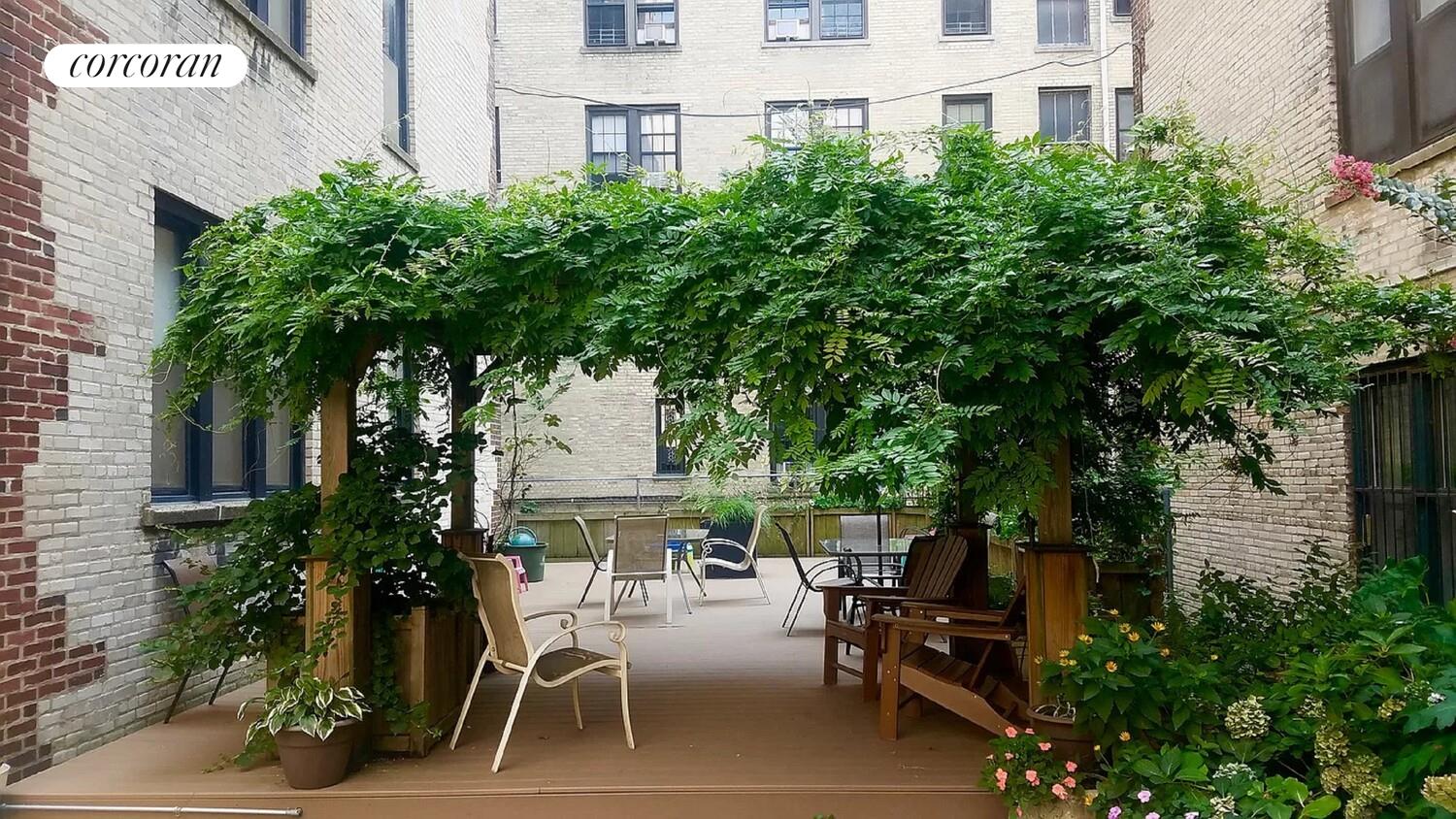 78 8TH Avenue 1E