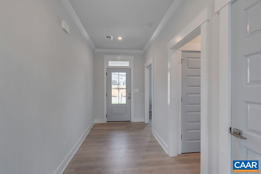 1012 BARKLEY CT