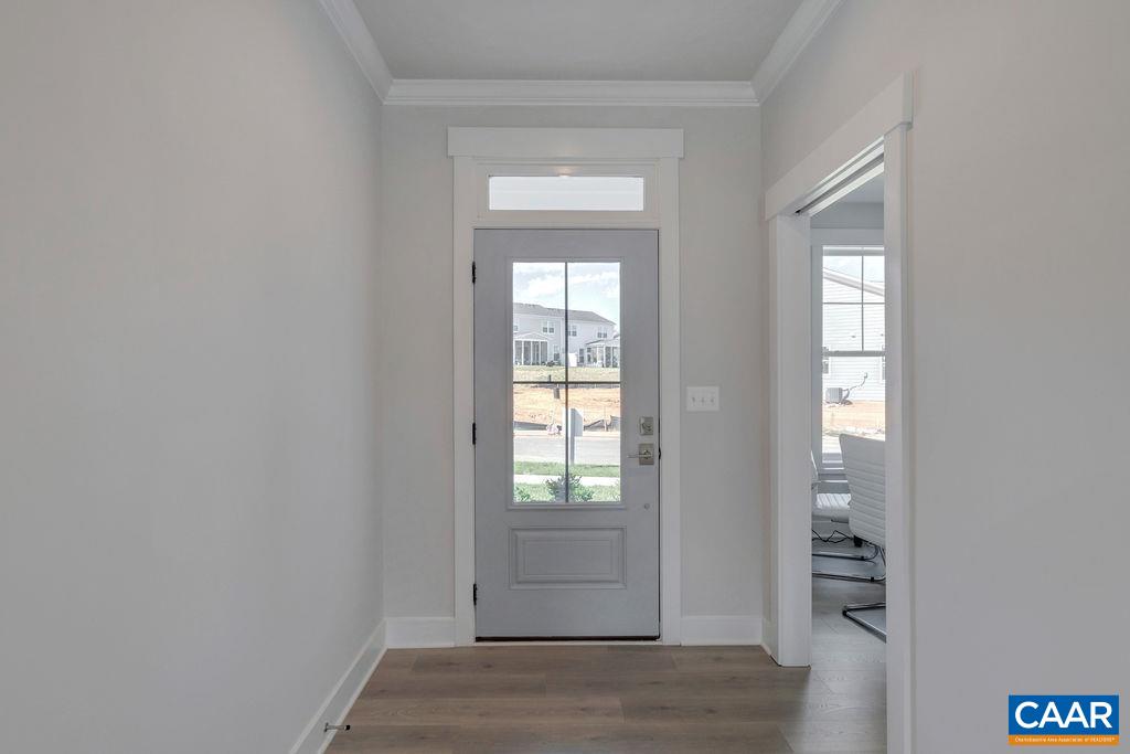 1012 BARKLEY CT