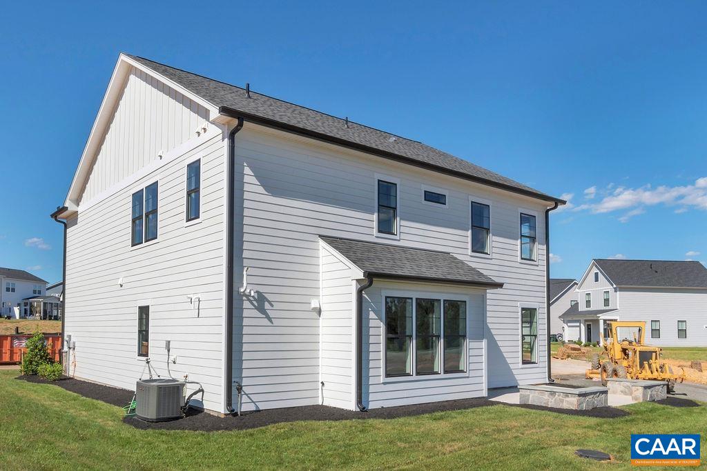 1012 BARKLEY CT