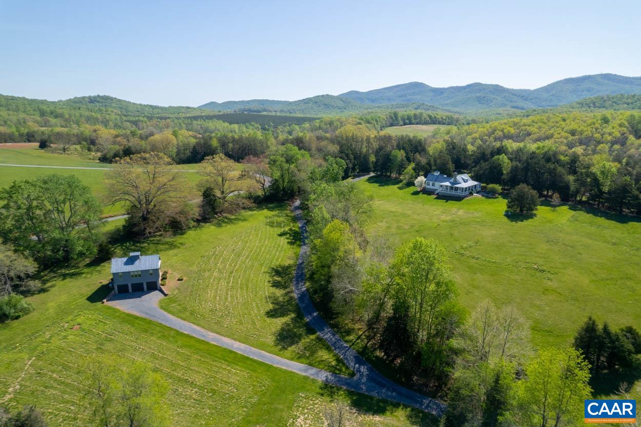 818 ENNIS MOUNTAIN RD