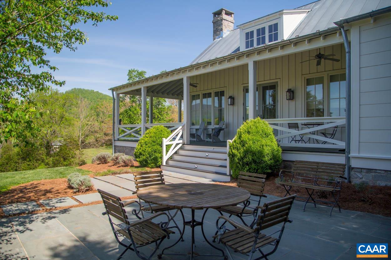 818 ENNIS MOUNTAIN RD